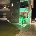 מלון דירות Casa Domenica 4*